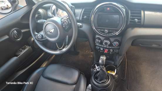 MINI-COOPER-2017