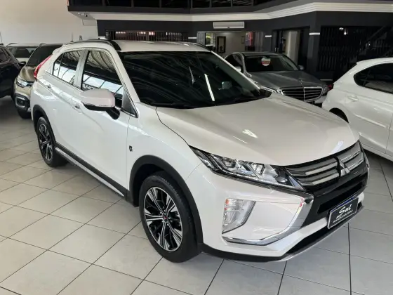 MITSUBISHI ECLIPSE CROSS 1.5 MIVEC TURBO GASOLINA HPE CVT MITSUBISHI ECLIPSE CROSS 1.5 MIVEC TURBO GASOLINA HPE CVT