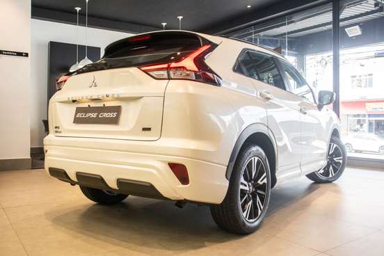 MITSUBISHI-ECLIPSE CROSS-1.5 MIVEC TURBO GASOLINA HPE CVT MITSUBISHI-ECLIPSE CROSS-2026