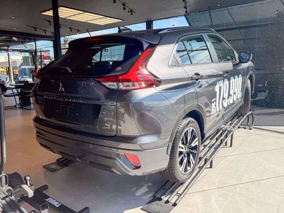 MITSUBISHI-ECLIPSE CROSS-1.5 MIVEC TURBO GASOLINA HPE CVT MITSUBISHI-ECLIPSE CROSS-2026