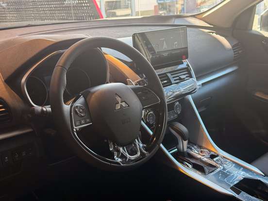 MITSUBISHI-ECLIPSE CROSS-1.5 MIVEC TURBO GASOLINA HPE CVT MITSUBISHI-ECLIPSE CROSS-2026