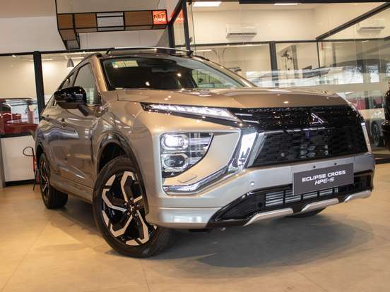 MITSUBISHI-ECLIPSE CROSS-1.5 MIVEC TURBO GASOLINA HPE-S CVT MITSUBISHI-ECLIPSE CROSS-2025