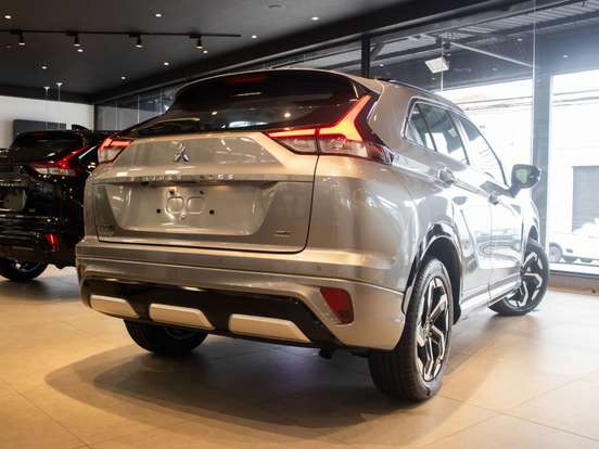 MITSUBISHI-ECLIPSE CROSS-1.5 MIVEC TURBO GASOLINA HPE-S CVT MITSUBISHI-ECLIPSE CROSS-2025