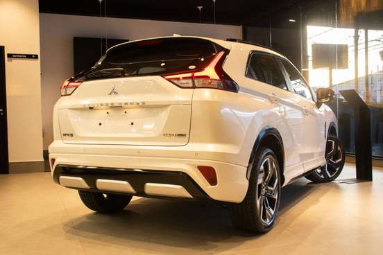 MITSUBISHI-ECLIPSE CROSS-2026