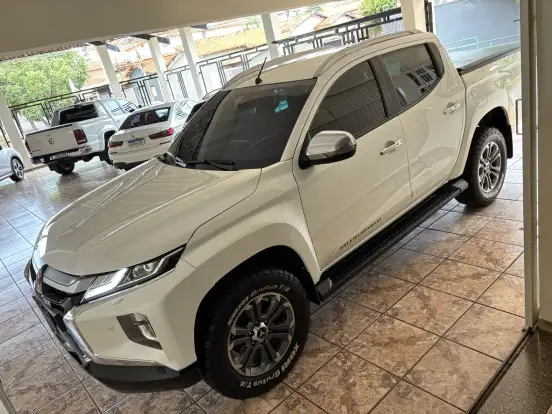 MITSUBISHI-L200 TRITON-2021