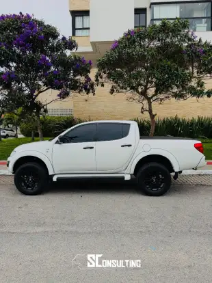 MITSUBISHI-L200 TRITON-2013