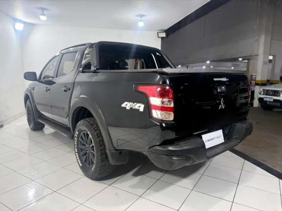 MITSUBISHI-L200 TRITON-2020