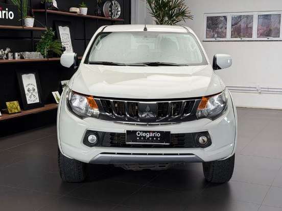 MITSUBISHI-L200 TRITON-2.4 16V TURBO DIESEL SPORT GLS CD 4P 4X4 AUTOMÁTICO MITSUBISHI-L200 TRITON-2022