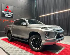 MITSUBISHI L200 TRITON 2.4 16V TURBO DIESEL SPORT HPE CD 4P 4X4 AUTOMÁTICO MITSUBISHI L200 TRITON 2.4 16V TURBO DIESEL SPORT HPE CD 4P 4X4 AUTOMÁTICO