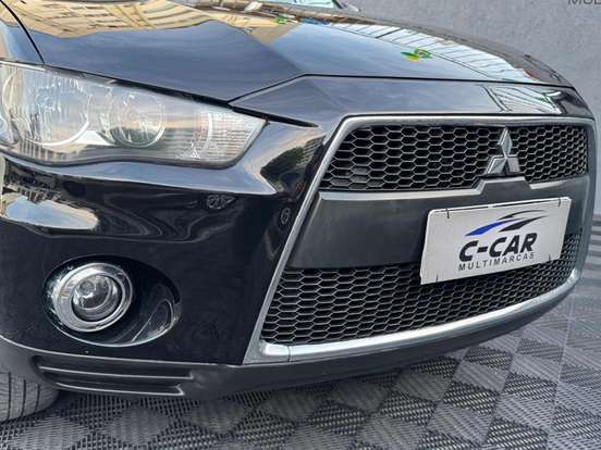MITSUBISHI-OUTLANDER-2.0 16V GASOLINA 4P AUTOMÁTICO MITSUBISHI-OUTLANDER-2012