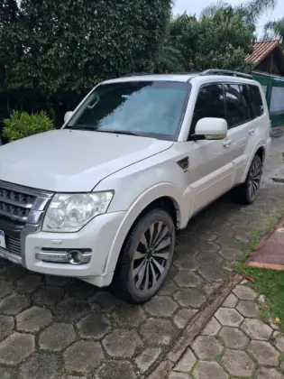 MITSUBISHI PAJERO FULL 3.2 4X4 16V TURBO INTERCOOLER DIESEL 4P AUTOMÁTICO MITSUBISHI PAJERO FULL 3.2 4X4 16V TURBO INTERCOOLER DIESEL 4P AUTOMÁTICO