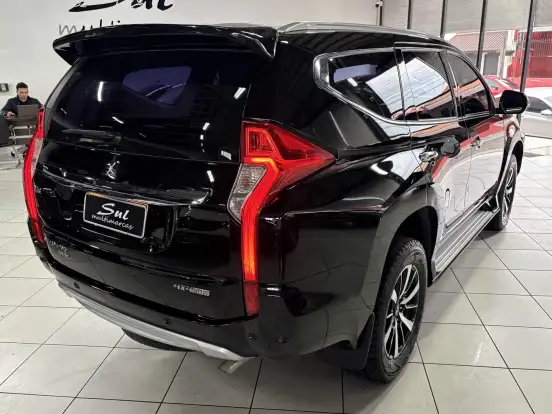 MITSUBISHI-PAJERO SPORT-2.4 16V MIVEC TURBO DIESEL HPE AWD AUTOMÁTICO MITSUBISHI-PAJERO SPORT-2019