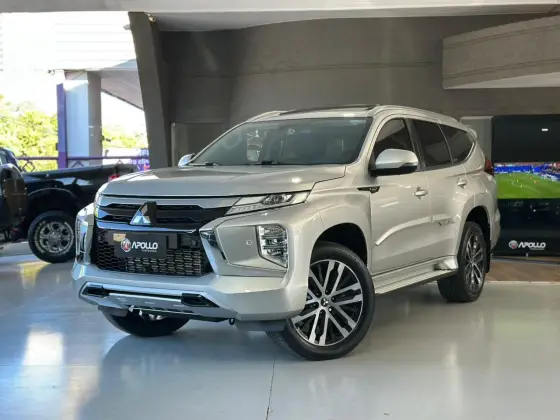 MITSUBISHI PAJERO SPORT 2.4 16V MIVEC TURBO DIESEL LEGEND AWD AUTOMÁTICO MITSUBISHI PAJERO SPORT 2.4 16V MIVEC TURBO DIESEL LEGEND AWD AUTOMÁTICO