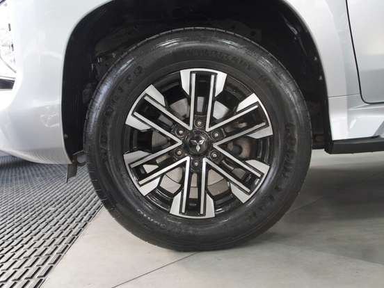 MITSUBISHI-PAJERO SPORT-2022