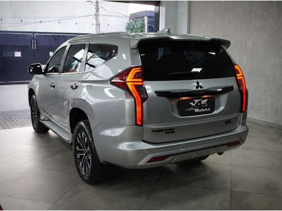 MITSUBISHI-PAJERO SPORT-2.4 16V MIVEC TURBO DIESEL HPE AWD AUTOMÁTICO MITSUBISHI-PAJERO SPORT-2022
