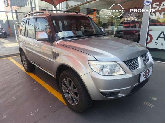 MITSUBISHI-PAJERO TR4-2.0 4X2 16V 140CV FLEX 4P AUTOMÁTICO MITSUBISHI-PAJERO TR4-2012