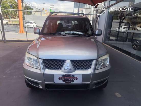 MITSUBISHI-PAJERO TR4-2.0 4X2 16V 140CV FLEX 4P AUTOMÁTICO MITSUBISHI-PAJERO TR4-2012