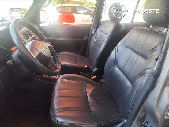 MITSUBISHI-PAJERO TR4-2.0 4X2 16V 140CV FLEX 4P AUTOMÁTICO MITSUBISHI-PAJERO TR4-2012