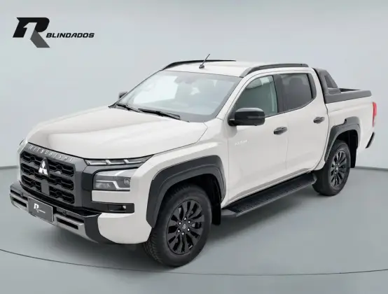 MITSUBISHI TRITON 2.4 BITURBO DIESEL CD KATANA 4X4 AUTOMÁTICO MITSUBISHI TRITON 2.4 BITURBO DIESEL CD KATANA 4X4 AUTOMÁTICO