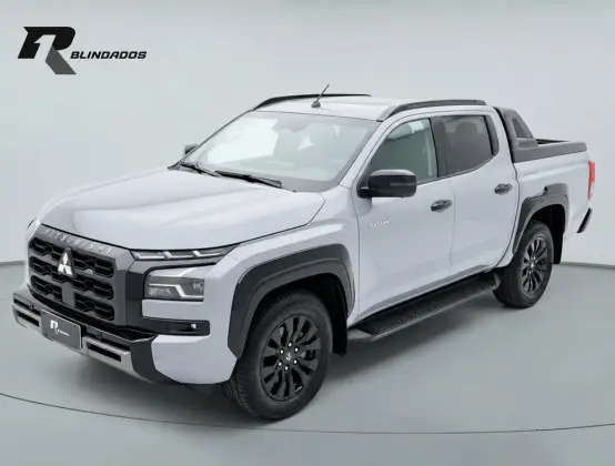 MITSUBISHI TRITON 2.4 BITURBO DIESEL CD KATANA 4X4 AUTOMÁTICO MITSUBISHI TRITON 2.4 BITURBO DIESEL CD KATANA 4X4 AUTOMÁTICO