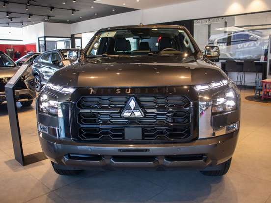 MITSUBISHI-TRITON-2.4 BITURBO DIESEL CD HPE-S 4X4 AUTOMÁTICO MITSUBISHI-TRITON-2026