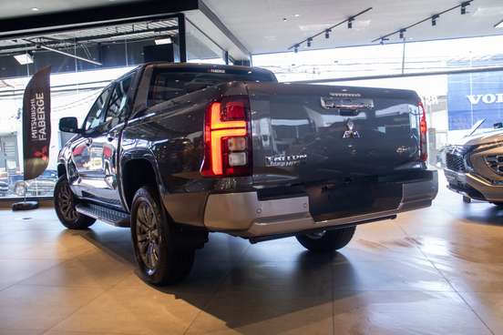 MITSUBISHI-TRITON-2.4 BITURBO DIESEL CD HPE-S 4X4 AUTOMÁTICO MITSUBISHI-TRITON-2026