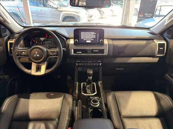 MITSUBISHI-TRITON-2.4 BITURBO DIESEL CD HPE-S 4X4 AUTOMÁTICO MITSUBISHI-TRITON-2025