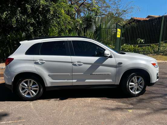 MITSUBISHI-ASX-2.0 4X4 AWD 16V GASOLINA 4P AUTOMÁTICO MITSUBISHI-ASX-2013