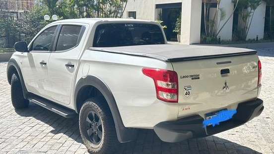 MITSUBISHI-L200 TRITON-2021