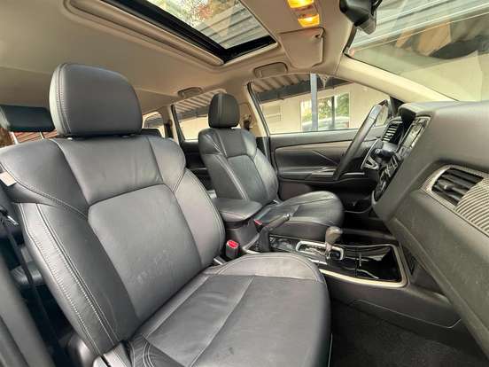 MITSUBISHI-OUTLANDER-2.0 MIVEC GASOLINA HPE AUTOMÁTICO MITSUBISHI-OUTLANDER-2018