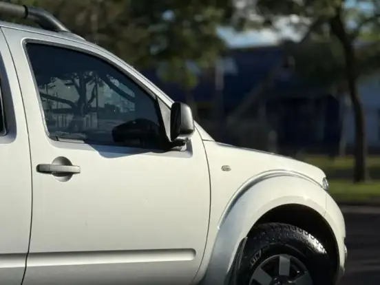 NISSAN-FRONTIER-2.5 SV ATTACK 4X4 CD TURBO ELETRONIC DIESEL 4P AUTOMÁTICO NISSAN-FRONTIER-2015