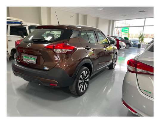 NISSAN-KICKS-1.6 16V FLEXSTART SV 4P XTRONIC NISSAN-KICKS-2017