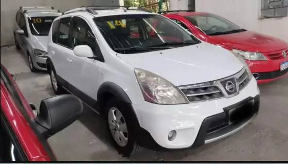 NISSAN LIVINA 1.8 SL X-GEAR 16V FLEX 4P AUTOMÁTICO NISSAN LIVINA 1.8 SL X-GEAR 16V FLEX 4P AUTOMÁTICO