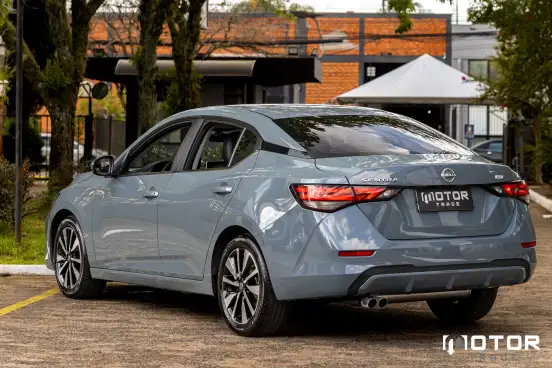 NISSAN-SENTRA-2024