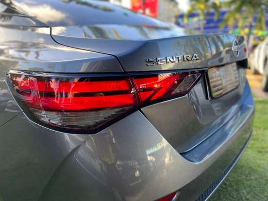 NISSAN-SENTRA-2023