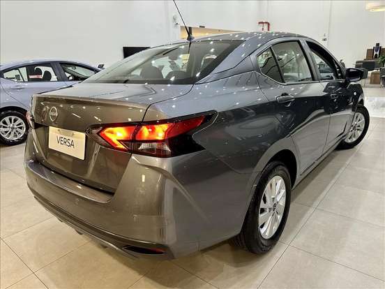 NISSAN-VERSA-2026