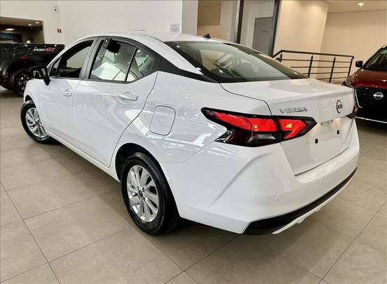 NISSAN-VERSA-2026