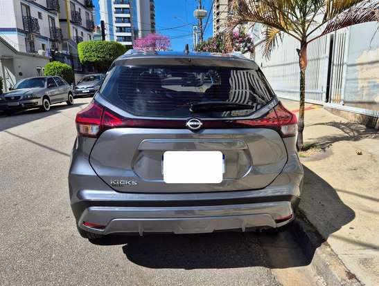 NISSAN-KICKS-2024