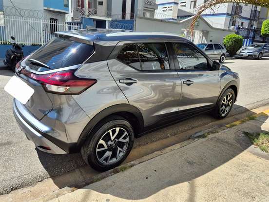 NISSAN-KICKS-2024