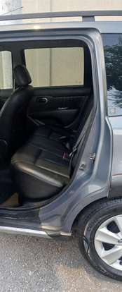 NISSAN-LIVINA-2009