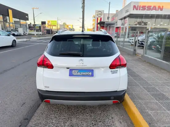 PEUGEOT-2008-2018