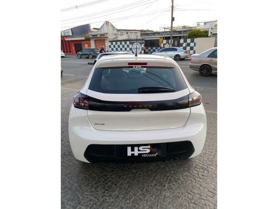 PEUGEOT-208-2023