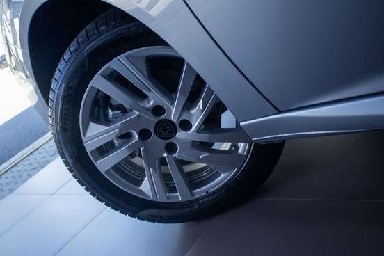 PEUGEOT-208-2026