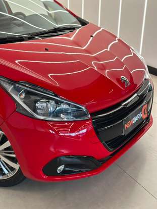PEUGEOT-208-2020
