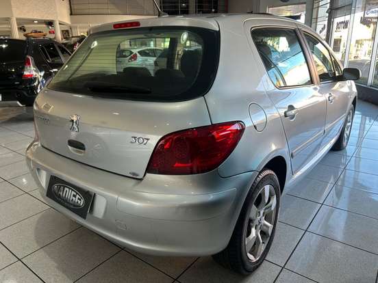 PEUGEOT-307-2010