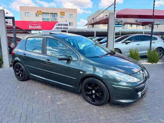 PEUGEOT-307-1.6 PRESENCE PACK 16V FLEX 4P MANUAL PEUGEOT-307-2009