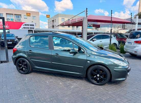 PEUGEOT-307-2009