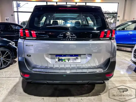 PEUGEOT-5008-1.6 GRIFFE PACK THP 16V GASOLINA 4P AUTOMÁTICO PEUGEOT-5008-2018
