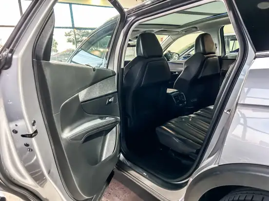 PEUGEOT-5008-1.6 GRIFFE PACK THP 16V GASOLINA 4P AUTOMÁTICO PEUGEOT-5008-2018