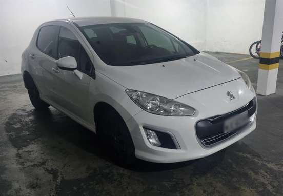 PEUGEOT-308-2012
